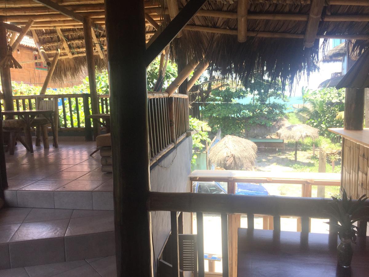 La Facha Hostal Restaurant Surf Mompiche Exterior photo