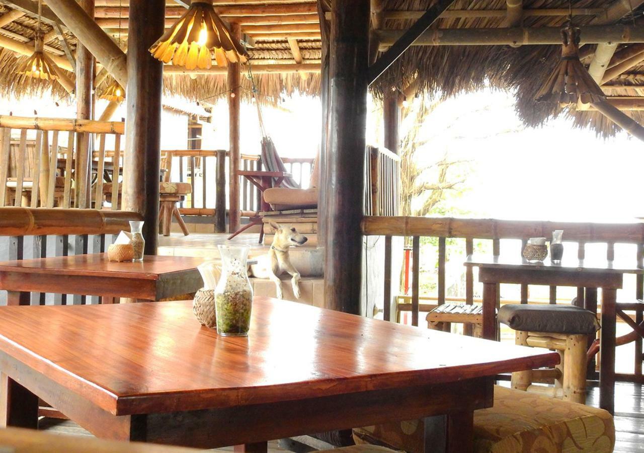 La Facha Hostal Restaurant Surf Mompiche Exterior photo